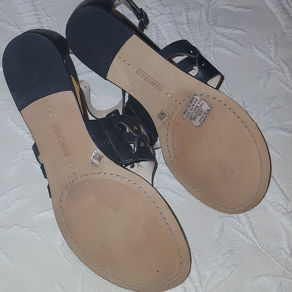 Vince Camuto sandals - Picture 6 of 8